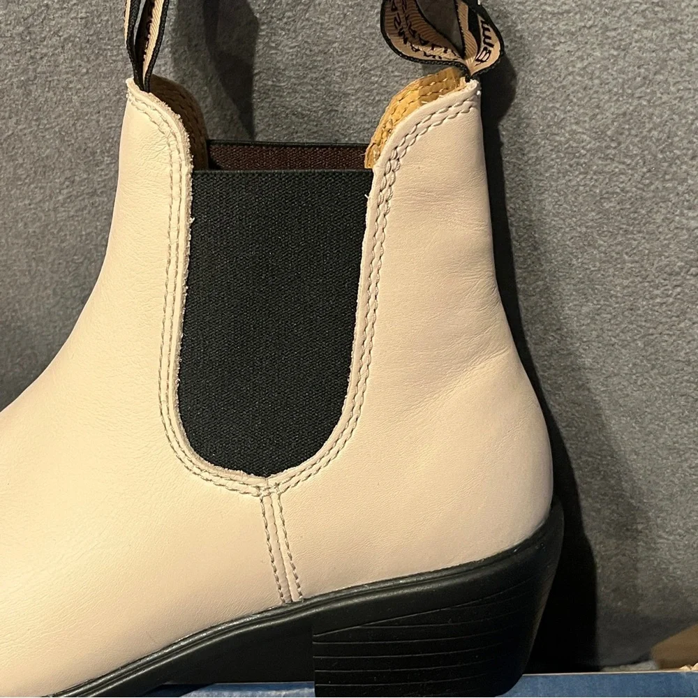 Blundstone Women’s Heeled Boots 2160 Pearl Size 7.5 US - Picture 8 of 16